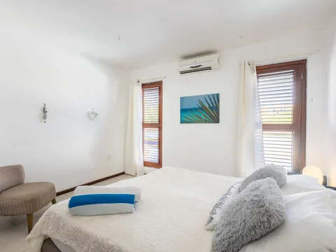 Deluxe Apartment Near Beach photo 8