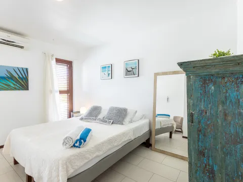 Deluxe Apartment Near Beach photo 3